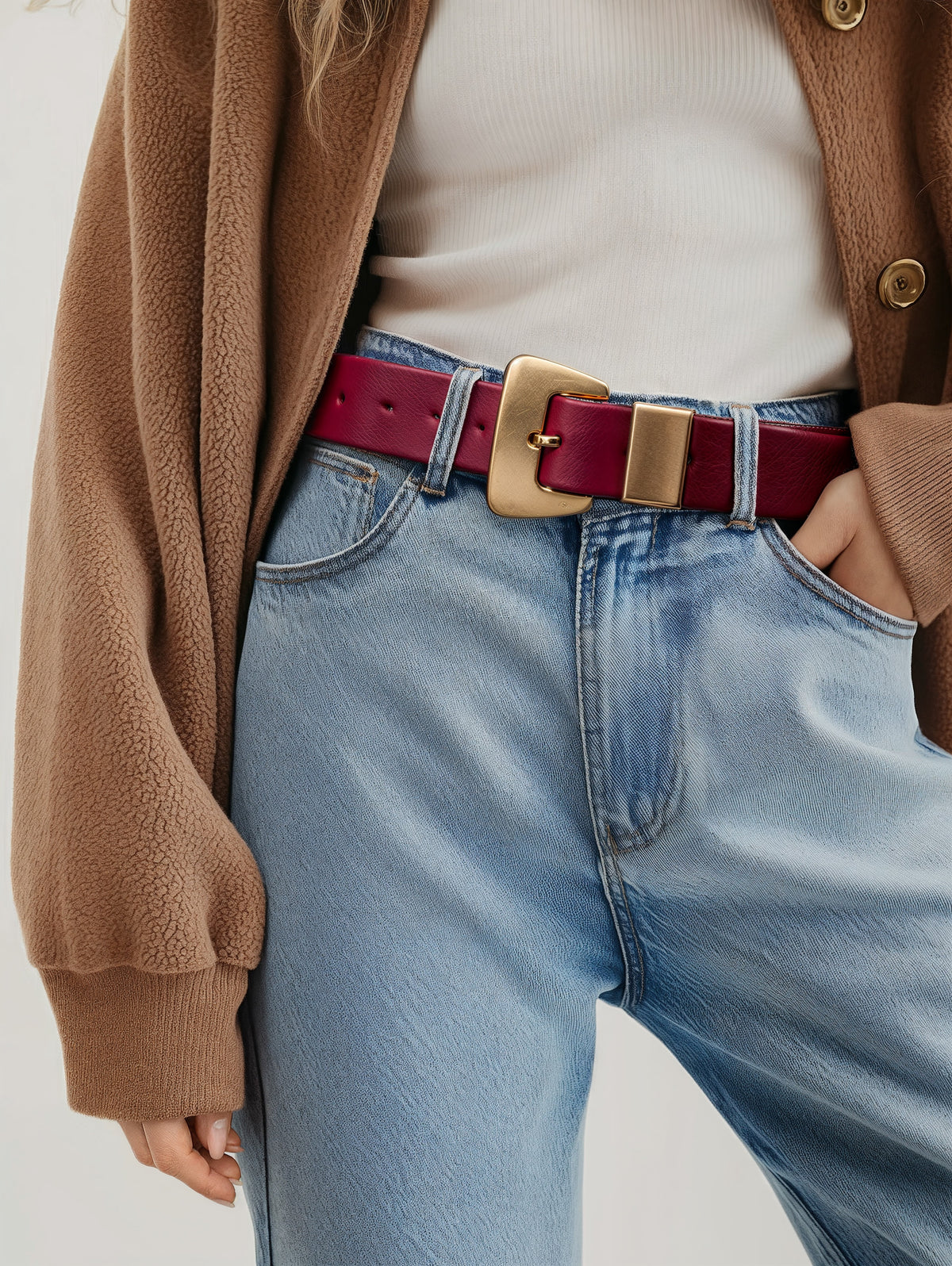 Chunky Buckle Leather Belt