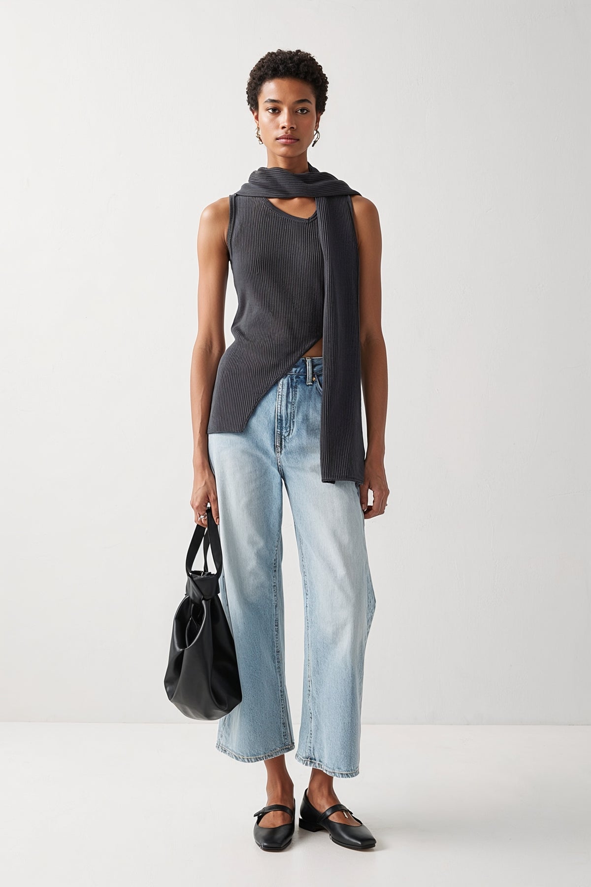 Light Wash Relaxed Jeans-1